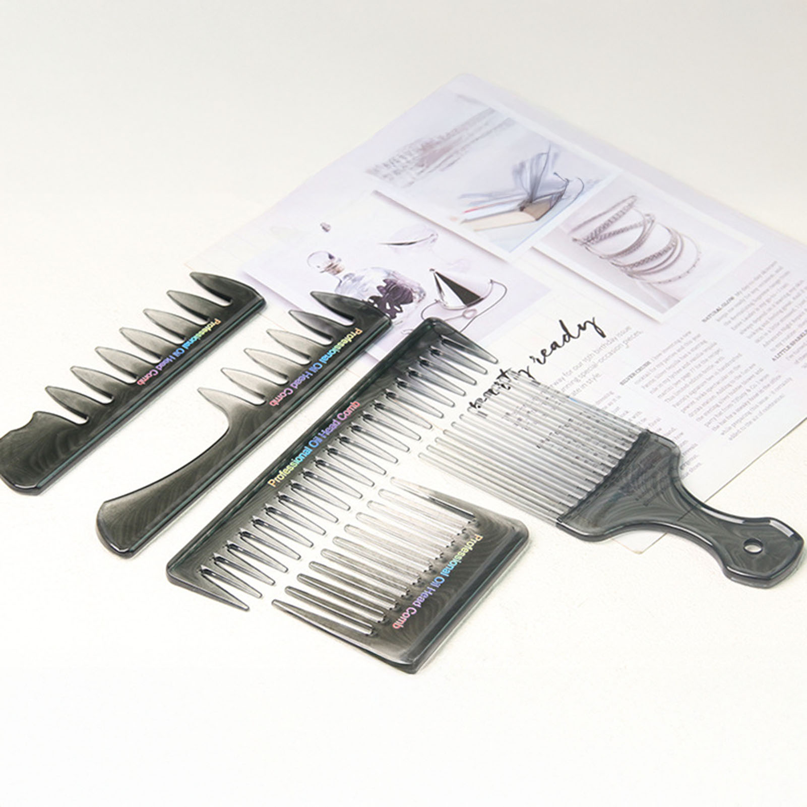 Set di pettini da barbiere da  - Mens Vintage Grooming Kit recensione e prezzo